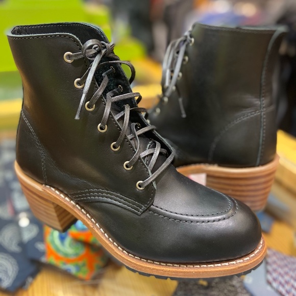 Red Wing Shoes Shoes - Women’s Red Wing Clara Boot